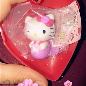 Hello Kitty Collectible figure Valentines 2020